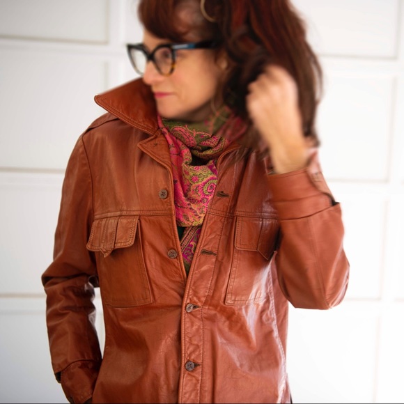 COPY - Brown vintage 1970s leather jacket, butterfly collar. - Picture 2 of 8